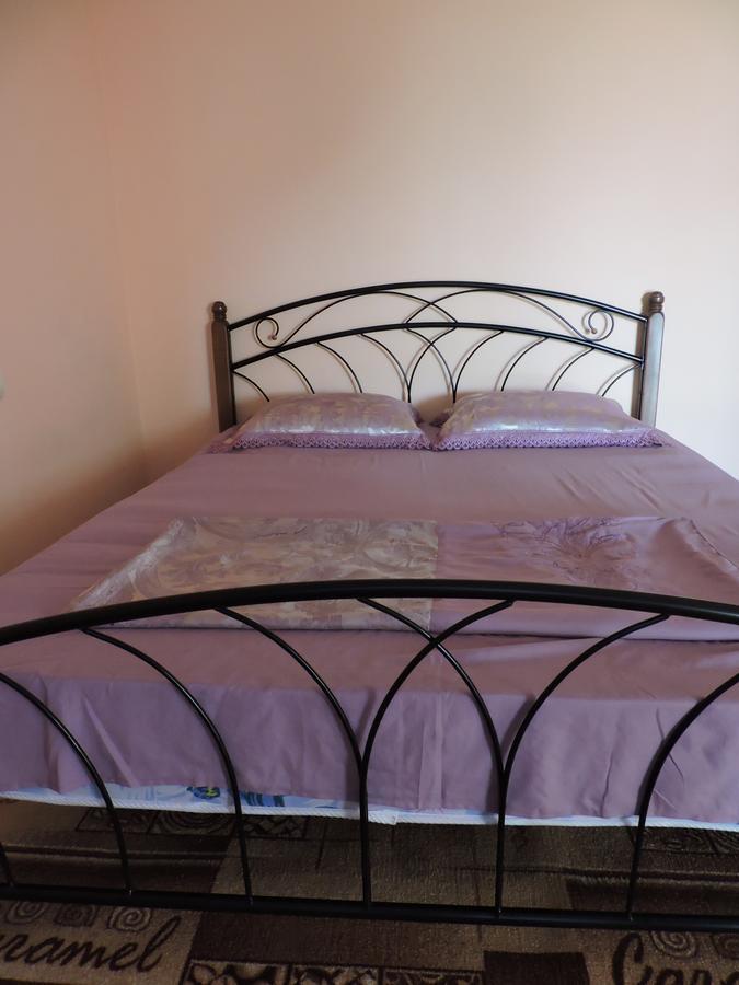 Guesthouse U Moti New Athos Kültér fotó