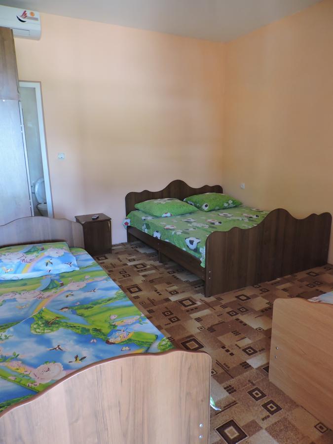 Guesthouse U Moti New Athos Kültér fotó