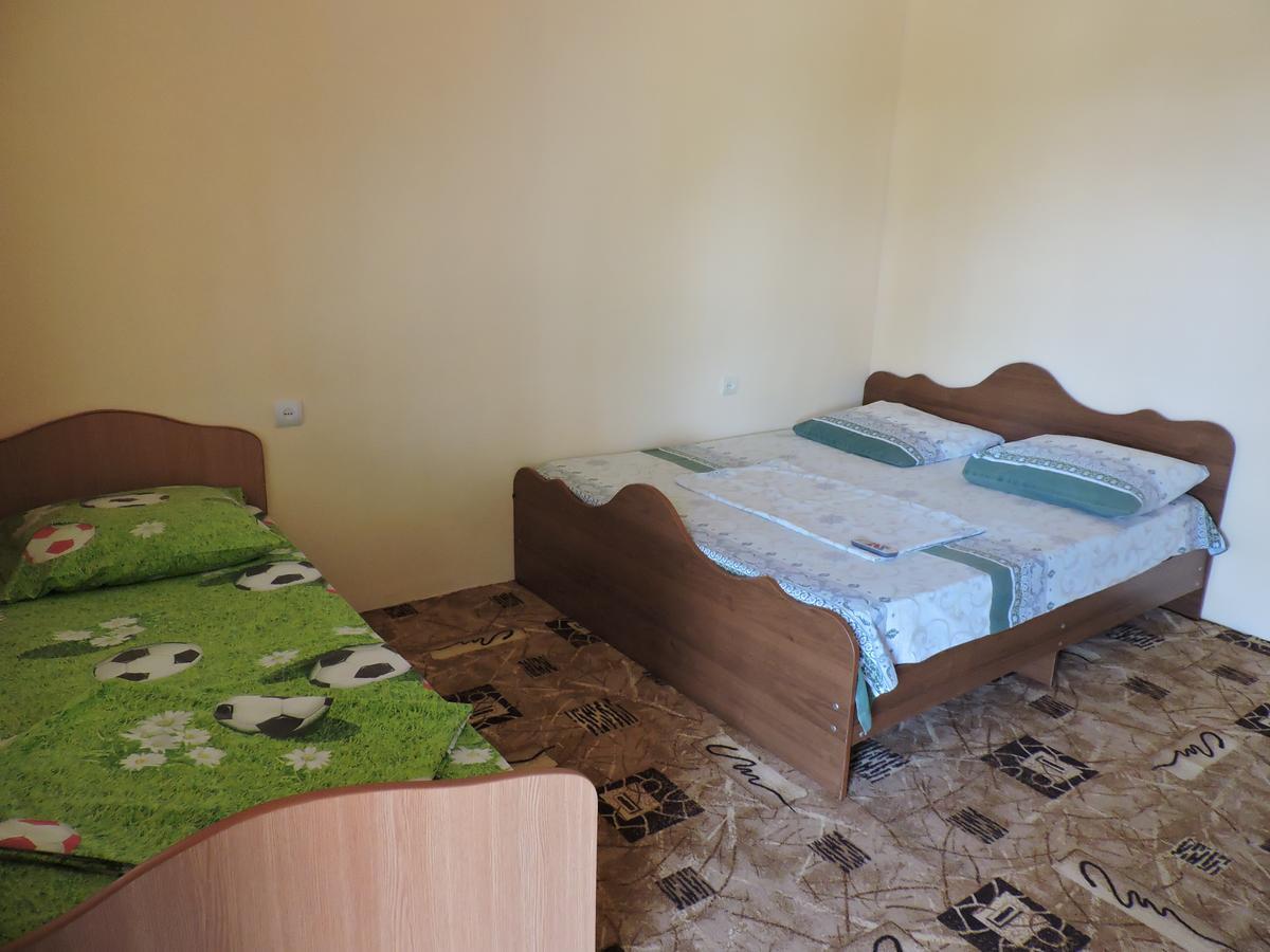 Guesthouse U Moti New Athos Kültér fotó