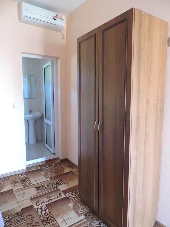 Guesthouse U Moti New Athos Kültér fotó